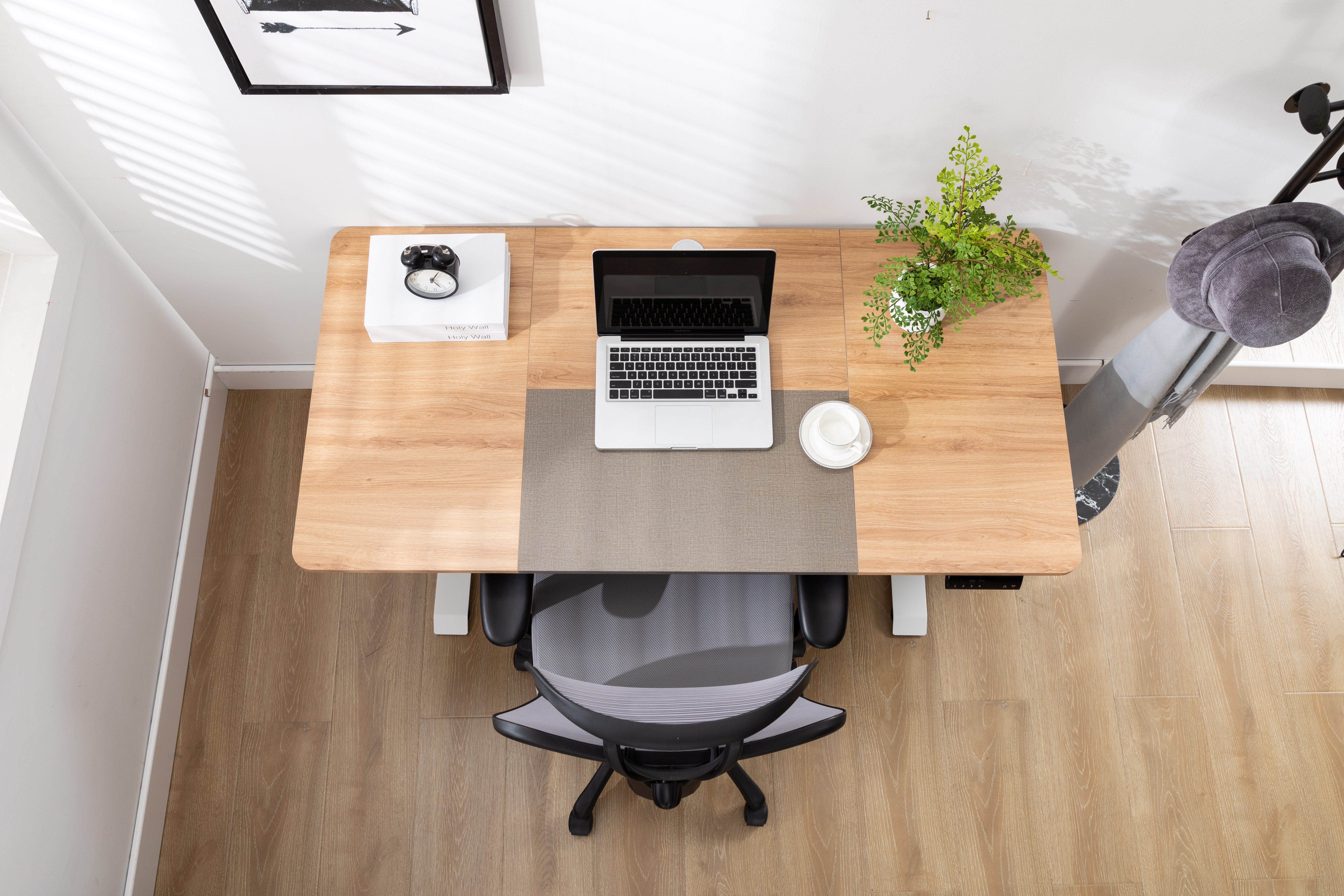 Organizare birou vedere de sus