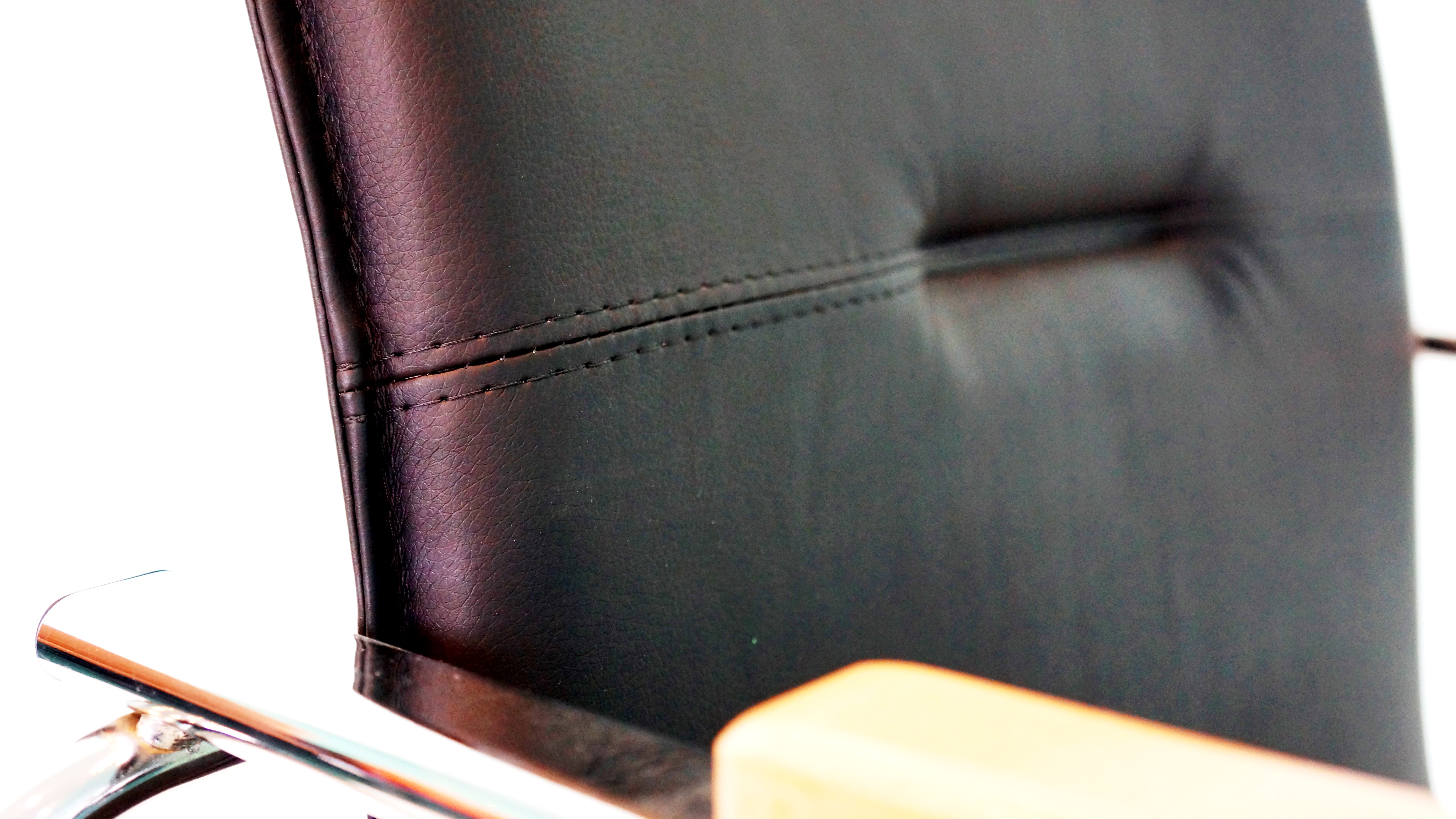 Cusături și tapițerie scaun Sabina