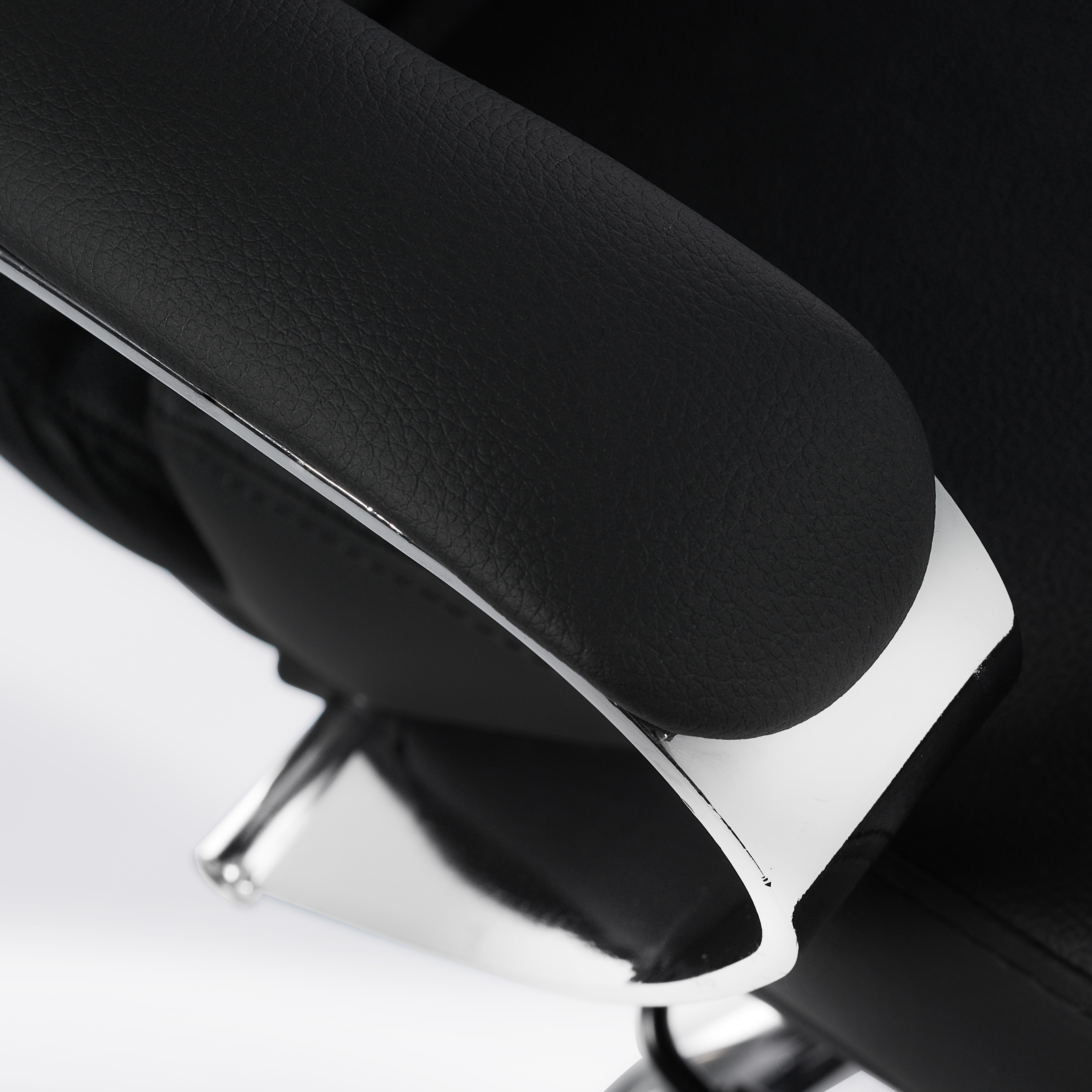 Braț oțel cromat tapițat parțial