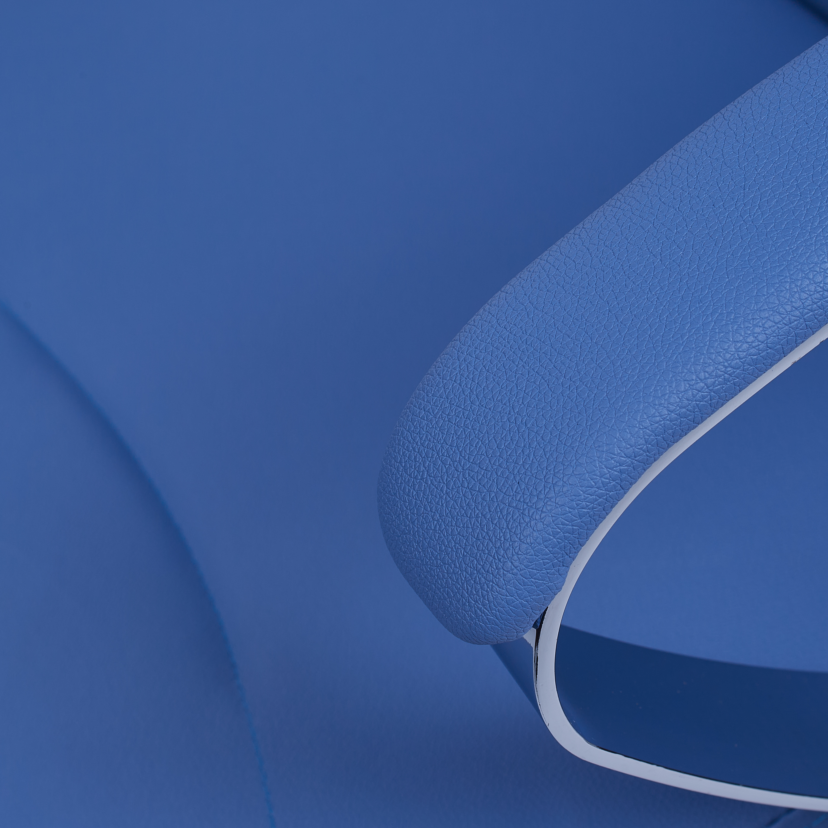 Textura material si cusaturi fine