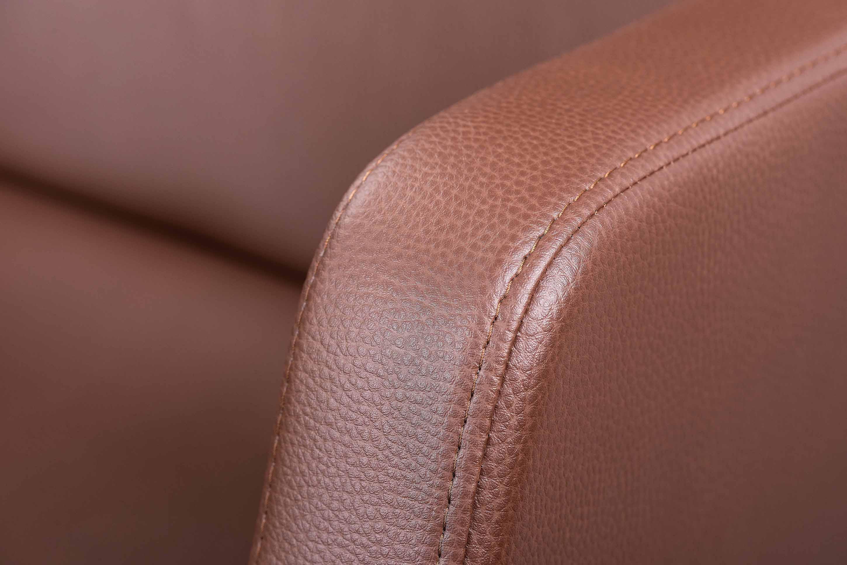 Braț scaun tapițat integral