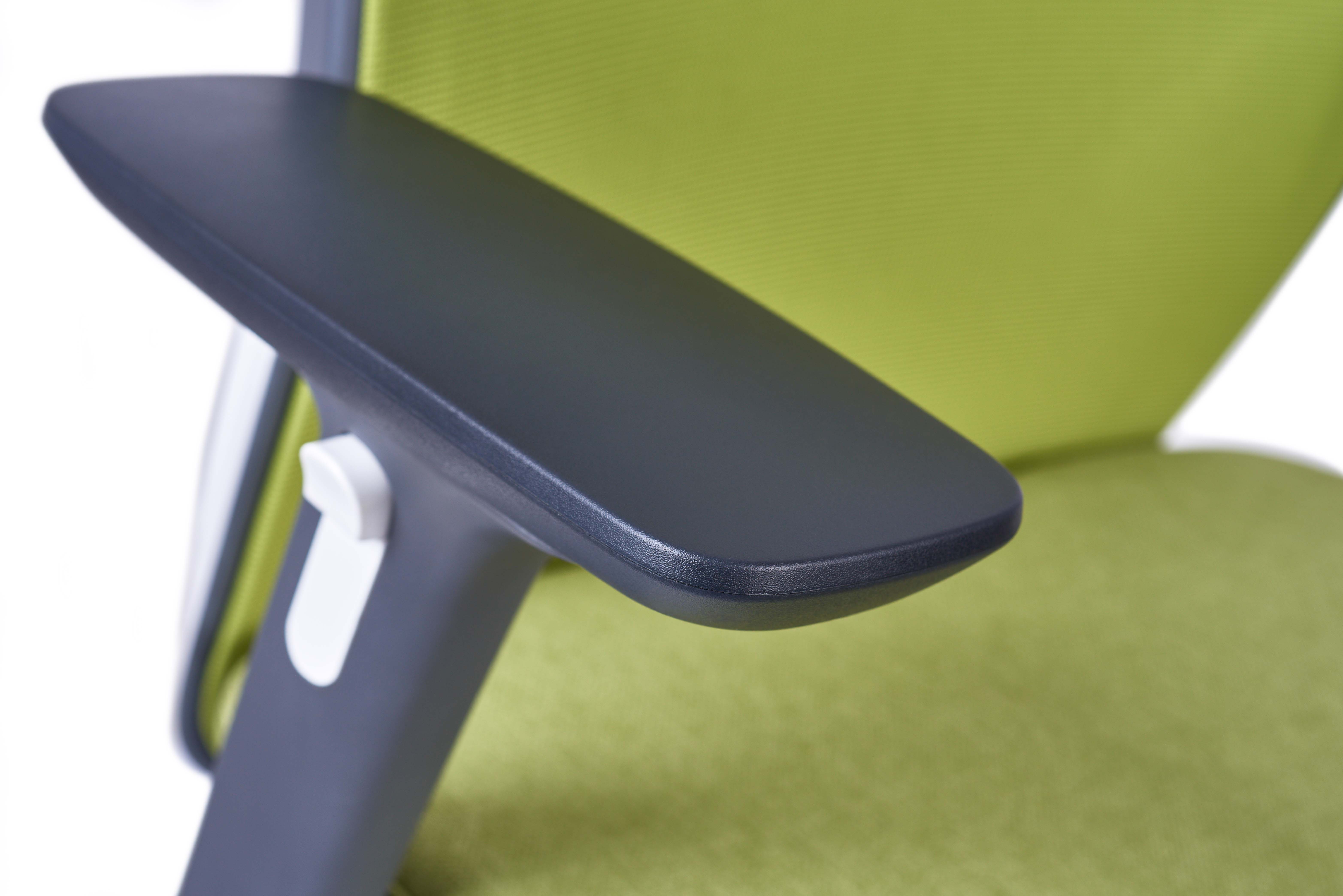 Translație șezut scaun Tesla