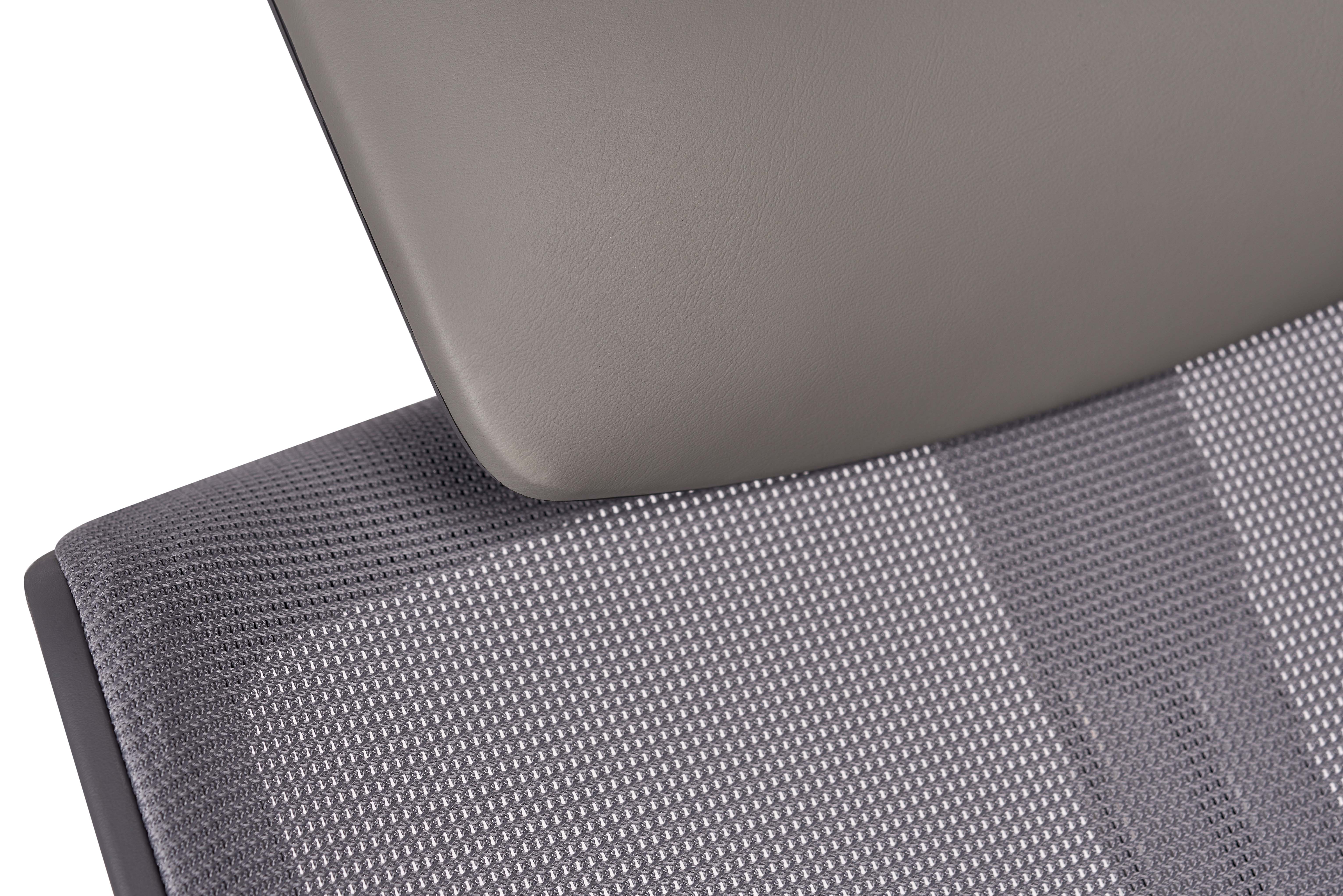 Tetieră reglabilă Tesla