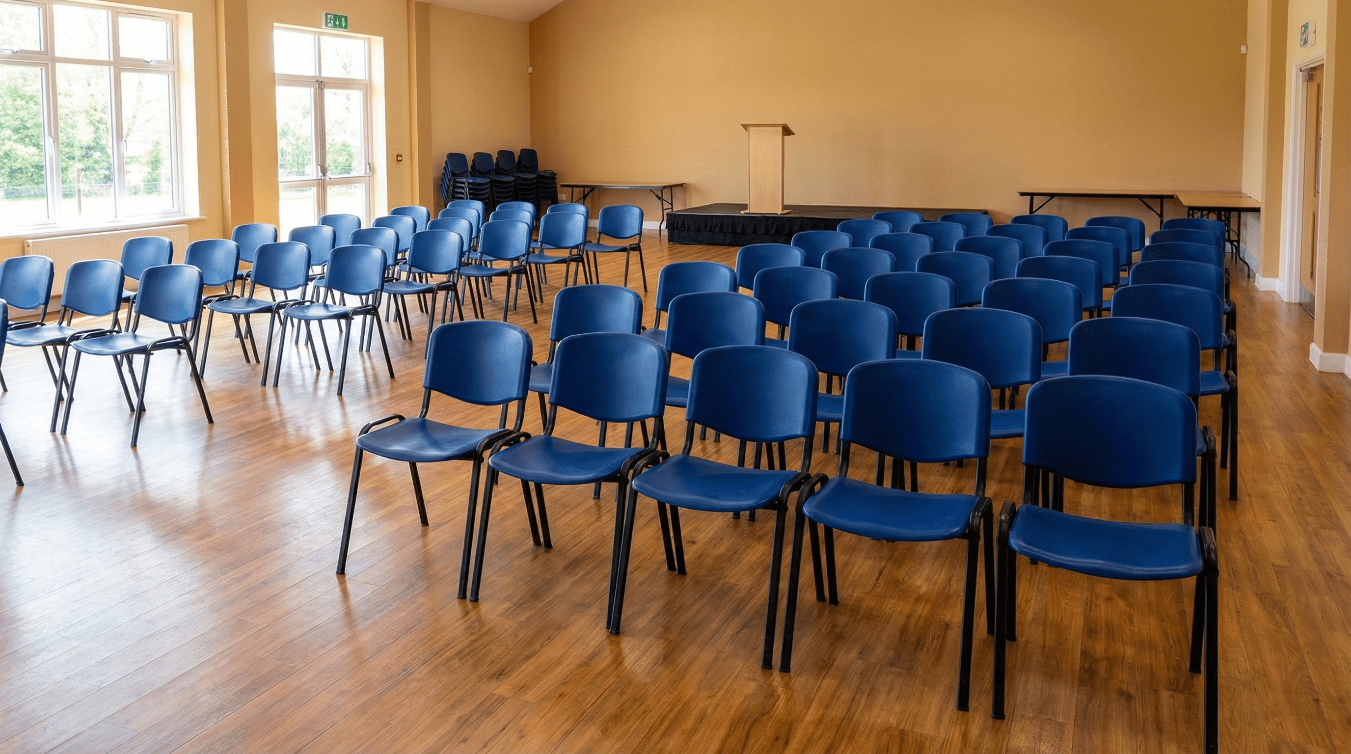 Sala conferinta cu scaune Taurus Plastic